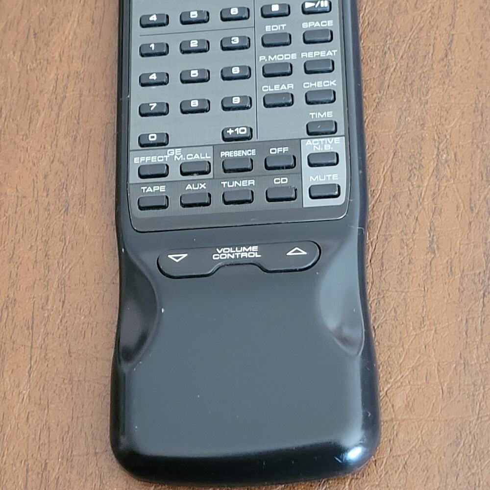 Kenwood RC-MB3 Remote Control - Picture 2 of 8